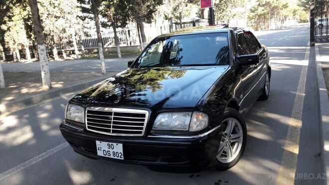 Mercedes C 230 1999, 225,000 km - 2.3 l - Sumqayıt