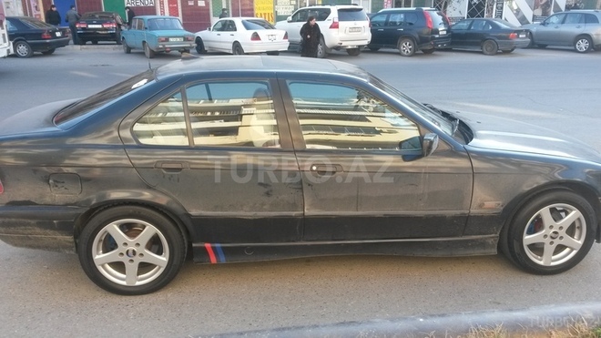 BMW 320 1995, 350,000 km - 2.0 l - Bakı
