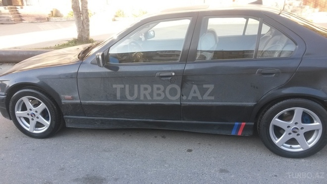 BMW 320 1995, 350,000 km - 2.0 l - Bakı