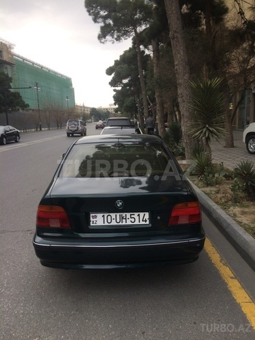 BMW 525 2000, 300,000 km - 2.5 l - Bakı