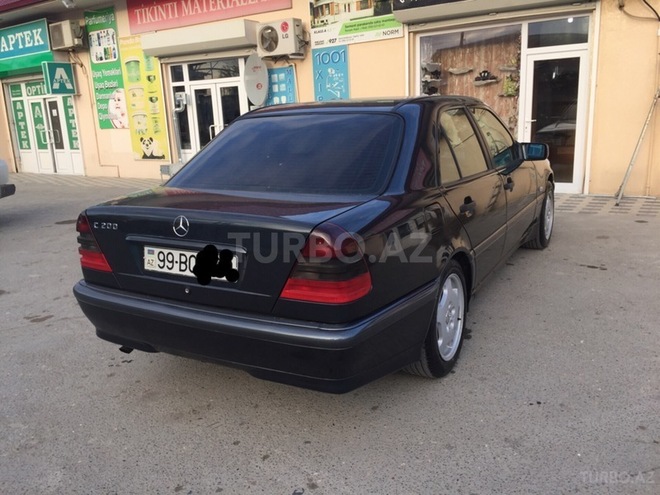 Mercedes C 200 2000, 223,214 km - 2.0 l - Bakı