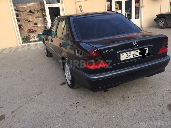 Mercedes C 200 2000, 223,214 km - 2.0 l - Bakı