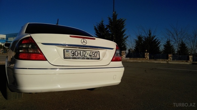 Mercedes E 220 2008, 154,000 km - 2.2 l - Qusar