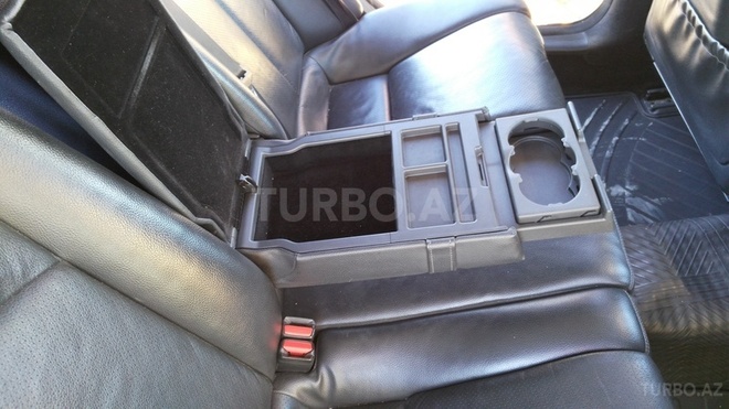 Mercedes E 220 2008, 154,000 km - 2.2 l - Qusar