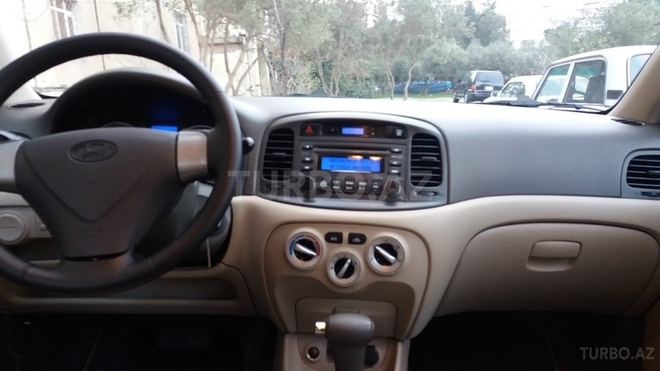 Hyundai Accent 2009, 125,000 km - 1.4 l - Bakı