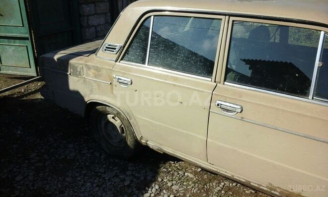 LADA (VAZ) 2106 1990, 140,000 km - 1.5 l - Xudat