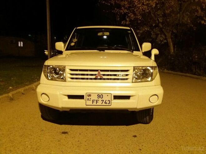 Mitsubishi Pajero io 1999, 279,000 km - 1.8 l - Sumqayıt