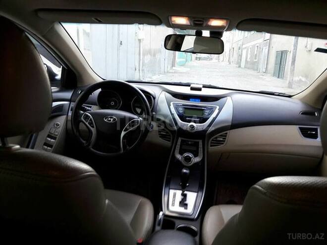 Hyundai Elantra 2012, 111,000 km - 1.8 l - Bakı