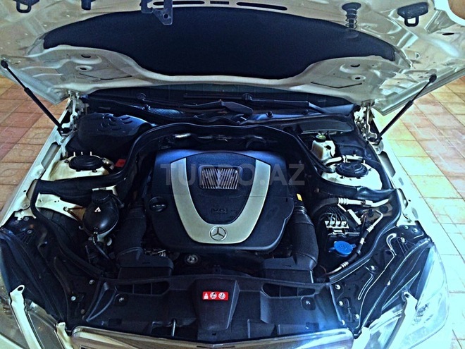 Mercedes E 350 2010, 87,000 km - 3.5 л - Gəncə