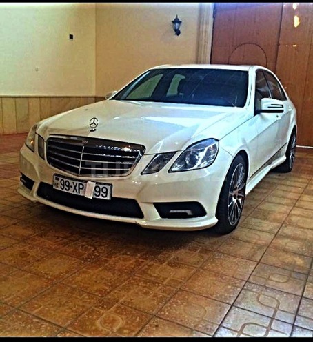 Mercedes E 350 2010, 87,000 km - 3.5 л - Gəncə