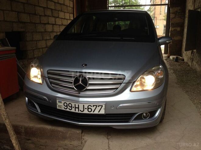 Mercedes B 180 2006, 190,000 km - 2.0 l - Gəncə