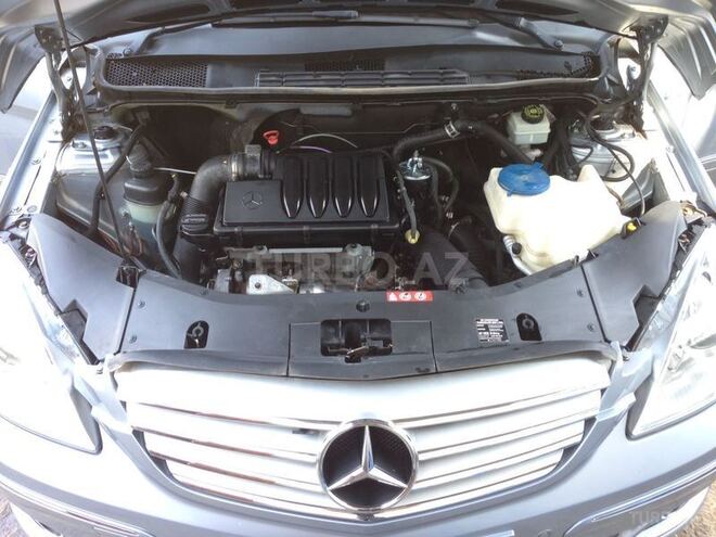 Mercedes B 180 2006, 190,000 km - 2.0 l - Gəncə
