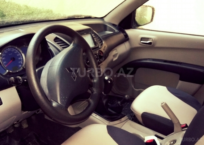 Mitsubishi L200 2008, 90,000 km - 2.5 л - Bakı