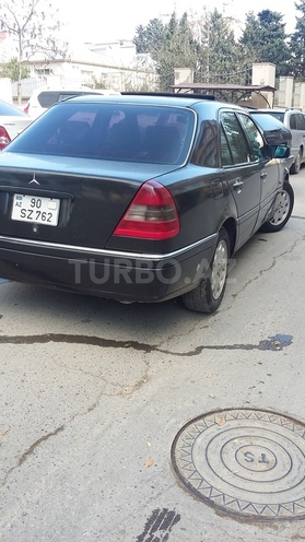 Mercedes C 220 1995, 185,000 km - 2.2 l - Bakı