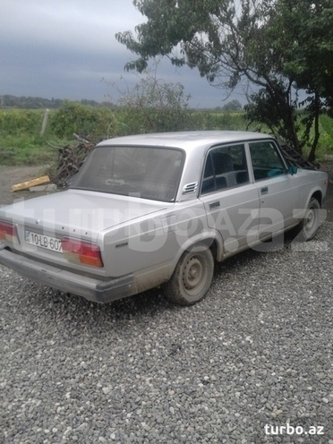 LADA (VAZ) 2107 2002, 158,000 km - 1.5 л - Qusar