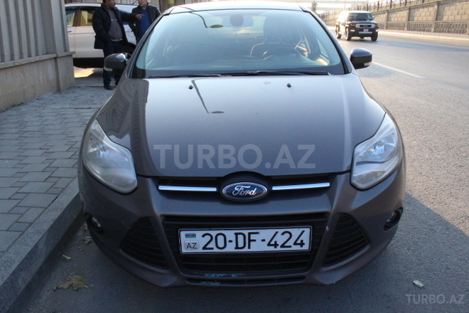 Ford Focus 2013, 100,000 km - 1.6 l - Bakı