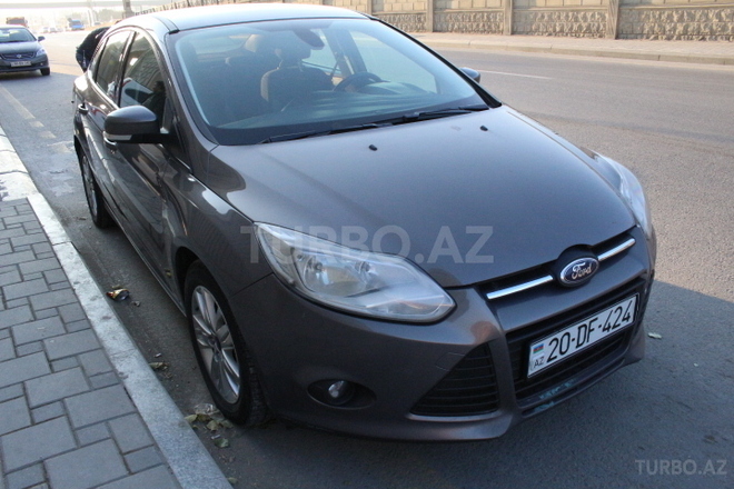 Ford Focus 2013, 100,000 km - 1.6 l - Bakı