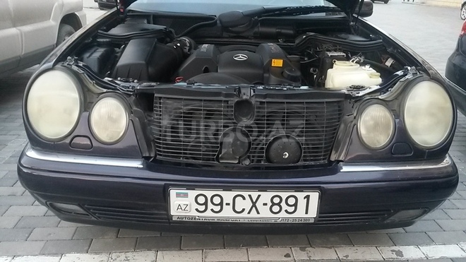 Mercedes E 240 1998, 220,001 km - 2.7 l - Bakı