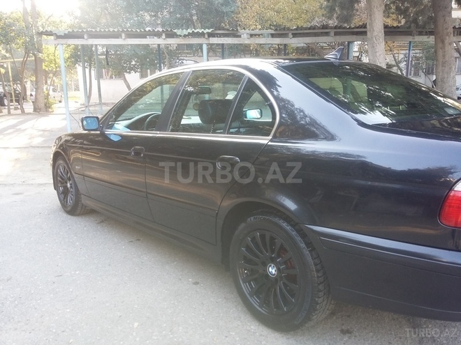 BMW 525 2002, 270,000 km - 2.5 l - Bakı