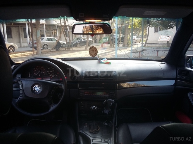 BMW 525 2002, 270,000 km - 2.5 l - Bakı