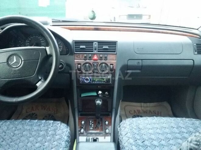 Mercedes C 230 2000, 142,000 km - 2.3 l - Bakı