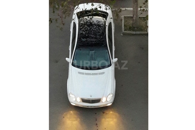 Mercedes E 320 2003, 252,000 km - 3.2 л - Bakı