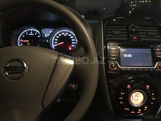 Nissan Sunny 2015, 69,000 km - 2.0 л - Bakı