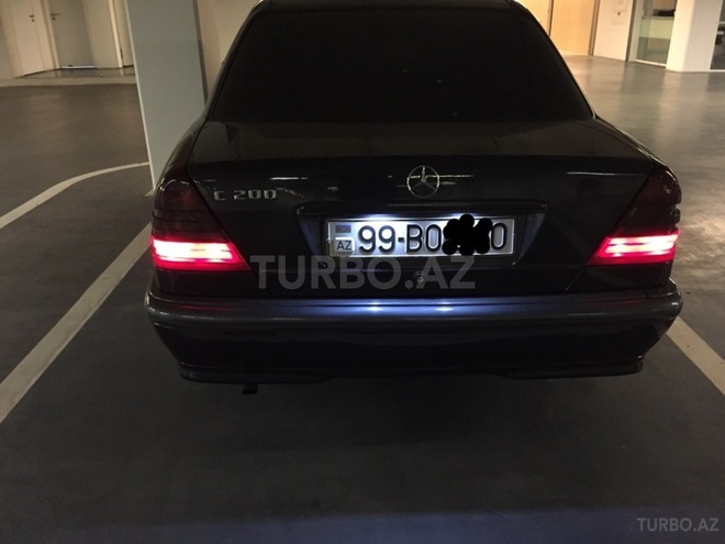 Mercedes C 200 2000, 223,214 km - 2.0 l - Bakı