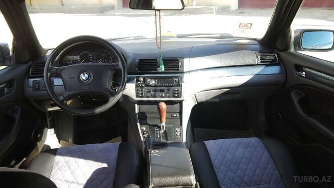 BMW 318 1999, 228,000 km - 1.8 l - Bakı
