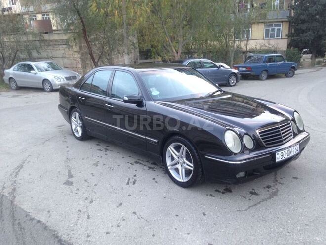 Mercedes E 240 2001, 204,300 km - 2.6 l - Bakı