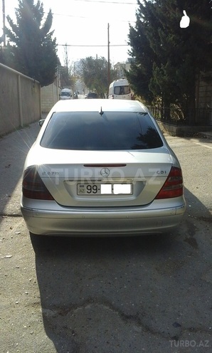 Mercedes E 270 2002, 468,000 km - 2.7 l - Bakı