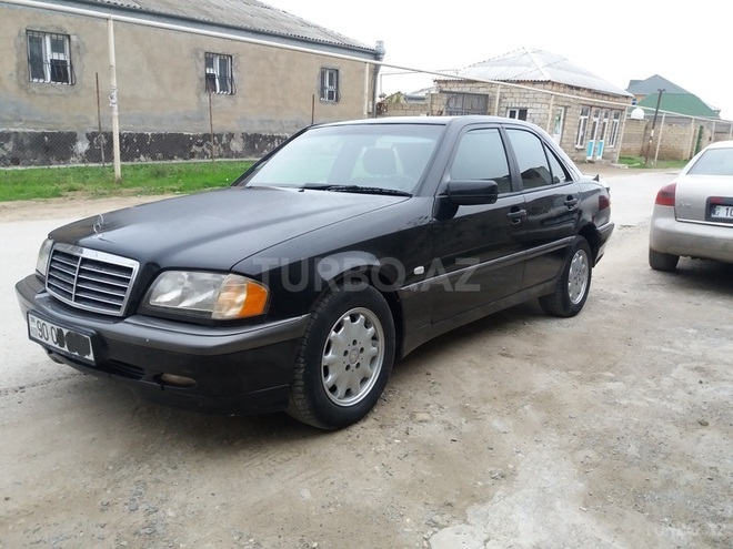 Mercedes C 250 1997, 401,999 km - 2.5 l - Bakı