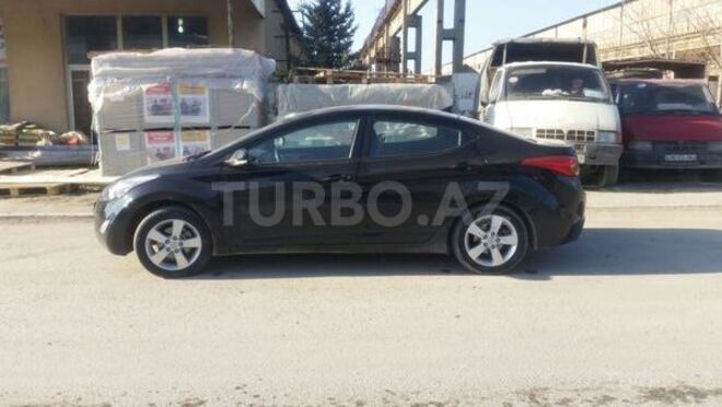 Hyundai Elantra 2011, 140,000 km - 1.8 l - Bakı