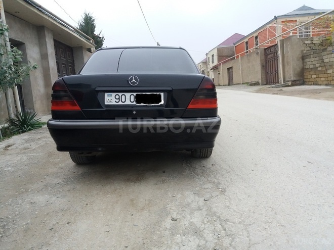 Mercedes C 250 1997, 401,999 km - 2.5 l - Bakı
