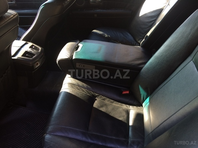 BMW 735 2002, 280,000 km - 3.6 l - Bakı
