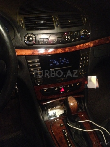 Mercedes E 240 2003, 165,000 km - 2.6 л - Bakı
