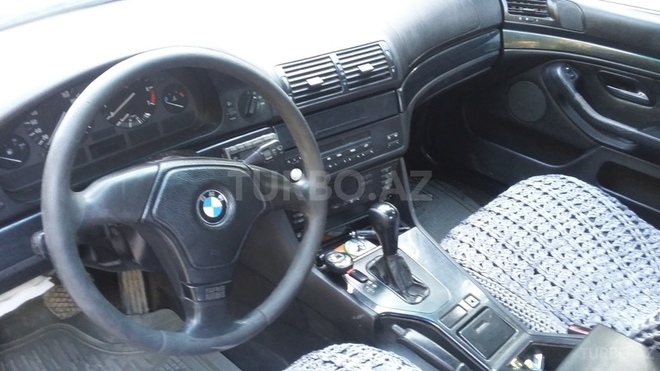 BMW 523 1996, 160,000 km - 2.5 l - Sumqayıt