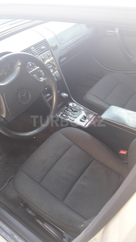 Mercedes C 240 1997, 230,000 km - 2.4 l - Bakı