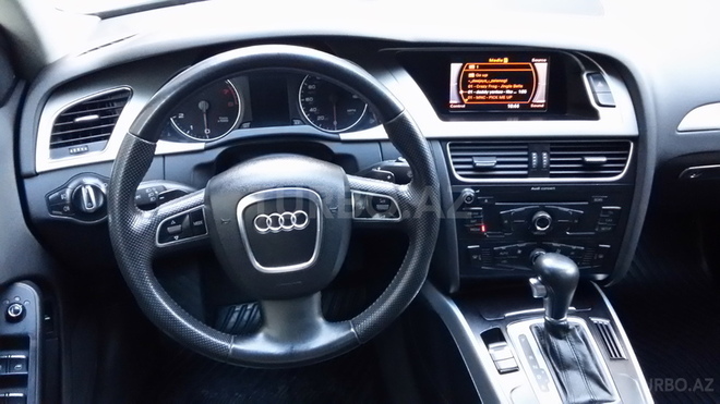 Audi A4 2011, 130,000 km - 2.0 l - Bakı