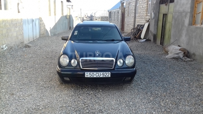 Mercedes E 230 1997, 280,000 km - 2.3 l - Gəncə