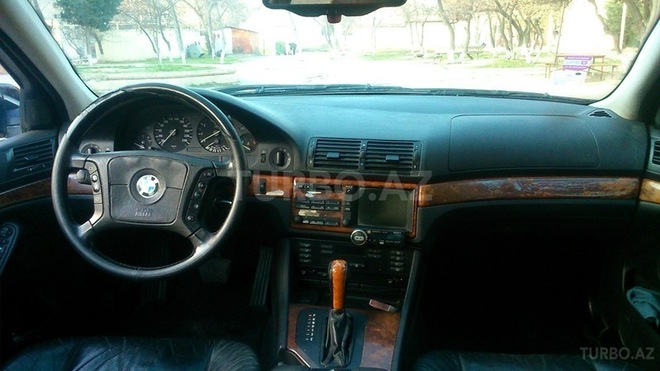 BMW 528 1996, 230,000 km - 2.8 л - Sumqayıt