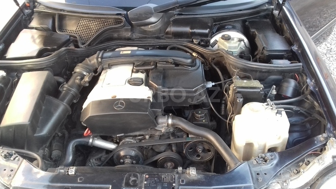 Mercedes E 230 1997, 280,000 km - 2.3 l - Gəncə