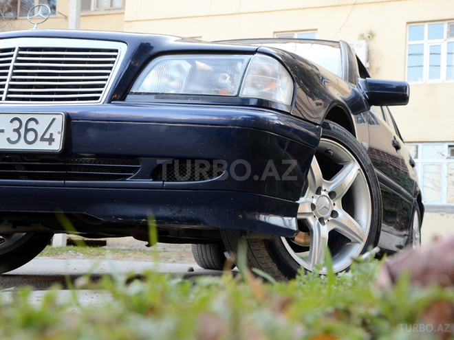 Mercedes C 200 2000, 200,000 km - 2.0 l - Sumqayıt