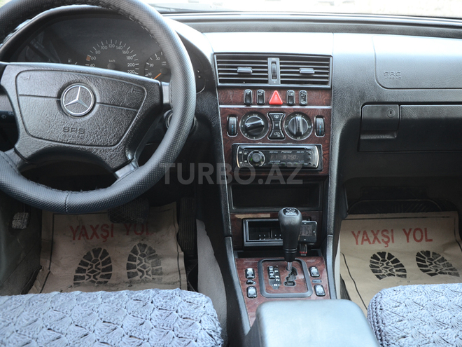 Mercedes C 200 2000, 200,000 km - 2.0 l - Sumqayıt