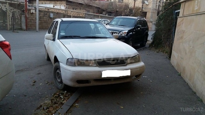 Daewoo Nexia 1997, 200,000 km - 1.5 l - Bakı