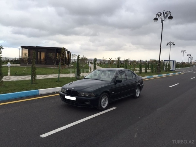 BMW 523 1996, 240,000 km - 2.5 l - Sumqayıt