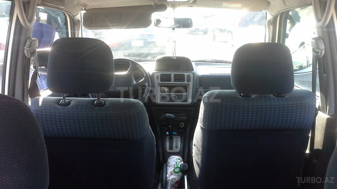 Mitsubishi Pajero io 2000, 260,000 km - 1.8 l - Bakı
