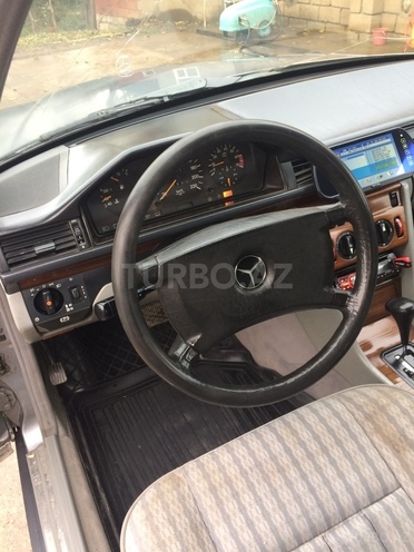 Mercedes E 230 1990, 648,000 km - 2.3 l - Bakı