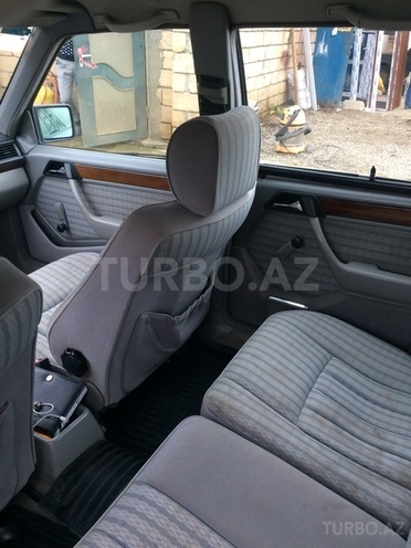Mercedes E 230 1990, 648,000 km - 2.3 l - Bakı
