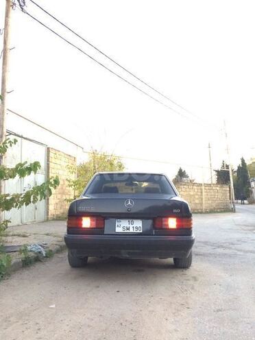 Mercedes 190 1988, 560,000 km - 2.0 l - Bakı